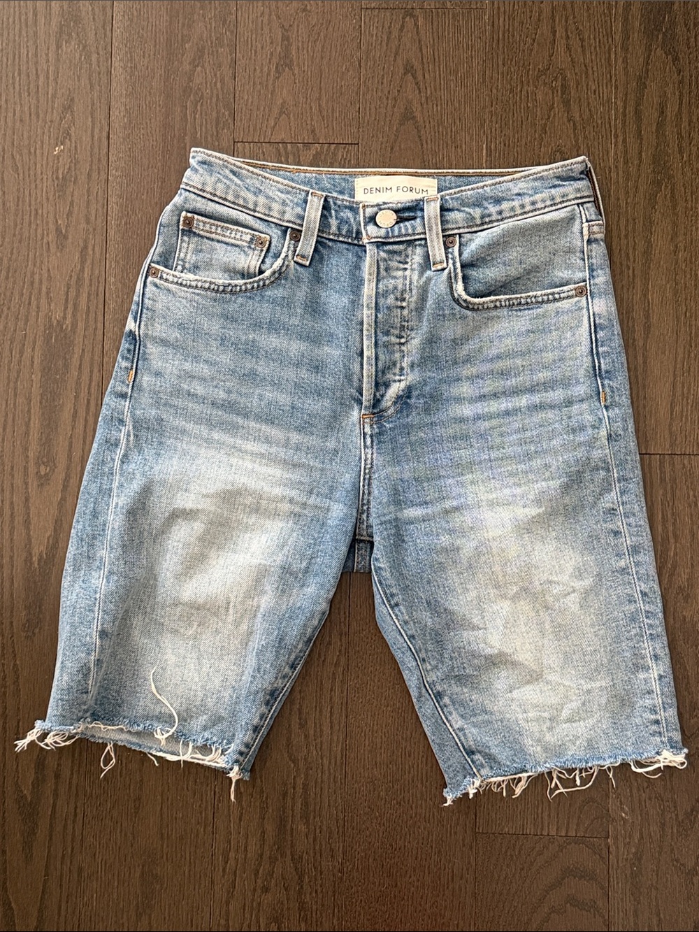 Denim Forum Bermuda Jean short size 26